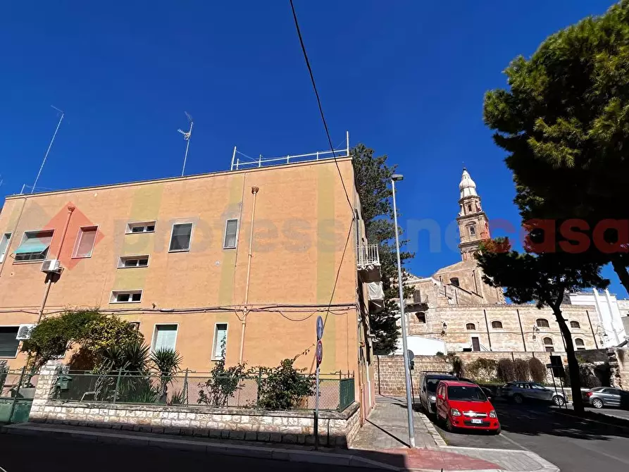 Immagine 4 di Appartamento in vendita  in Via CADORNA a Monopoli