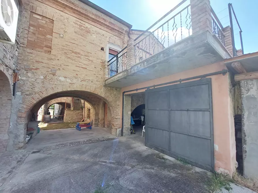 Immagine 14 di Villa in vendita  in Via Roma di Villa Penna, 32 a Bellante