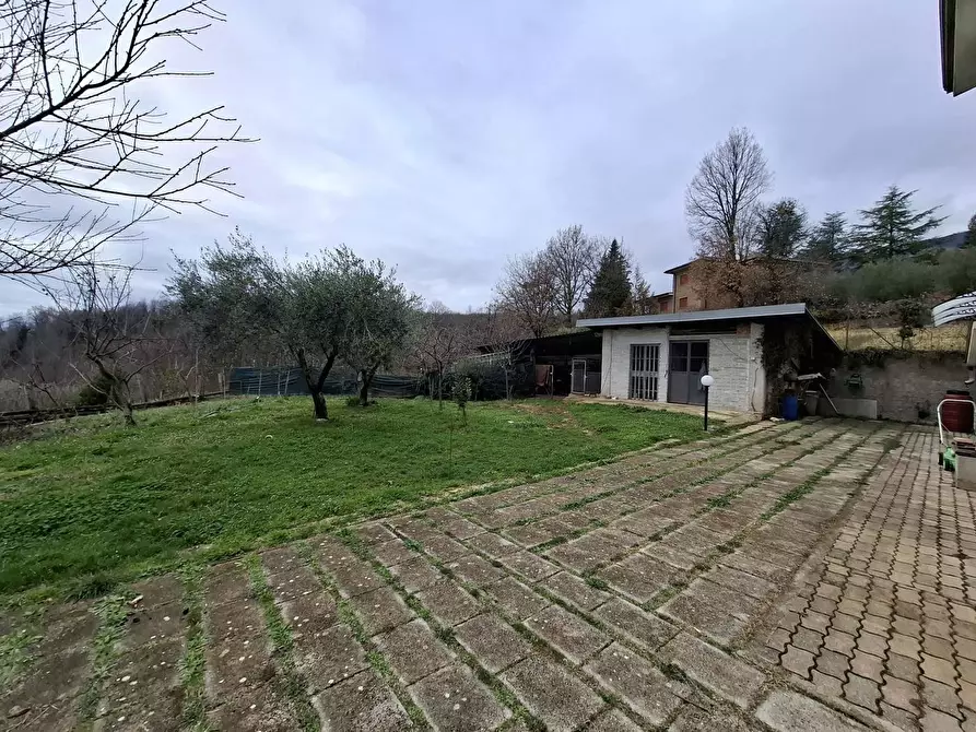 Immagine 10 di Villa in vendita  in Via INCORONATA, SNC a Sora