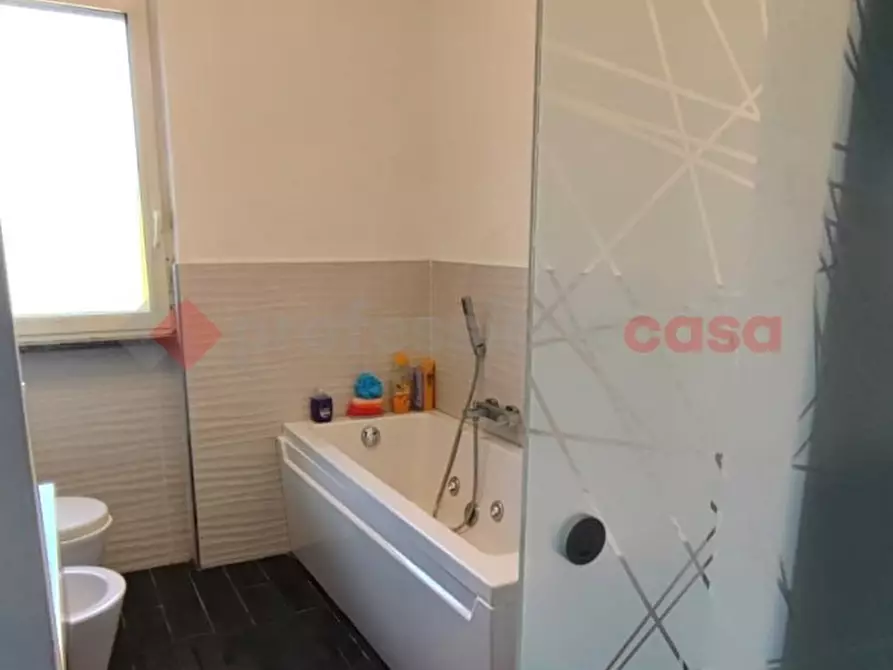 Immagine 16 di Villa in vendita  in Via SALVATOR ALLENDE, 25 a Locate Di Triulzi