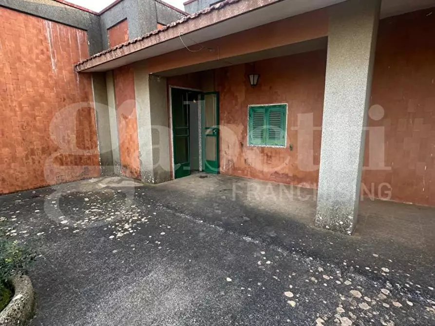 Immagine 12 di Villa in vendita  in Contrada Fiorentino, sn a Ostuni