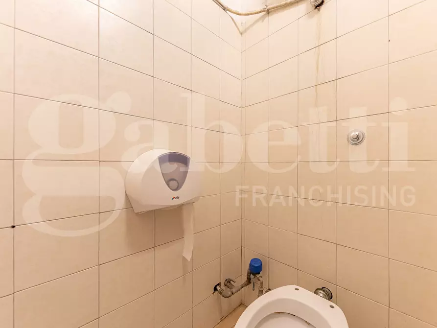 Immagine 43 di Bar / Ristorante in vendita  in Via Cogoleto a Roma