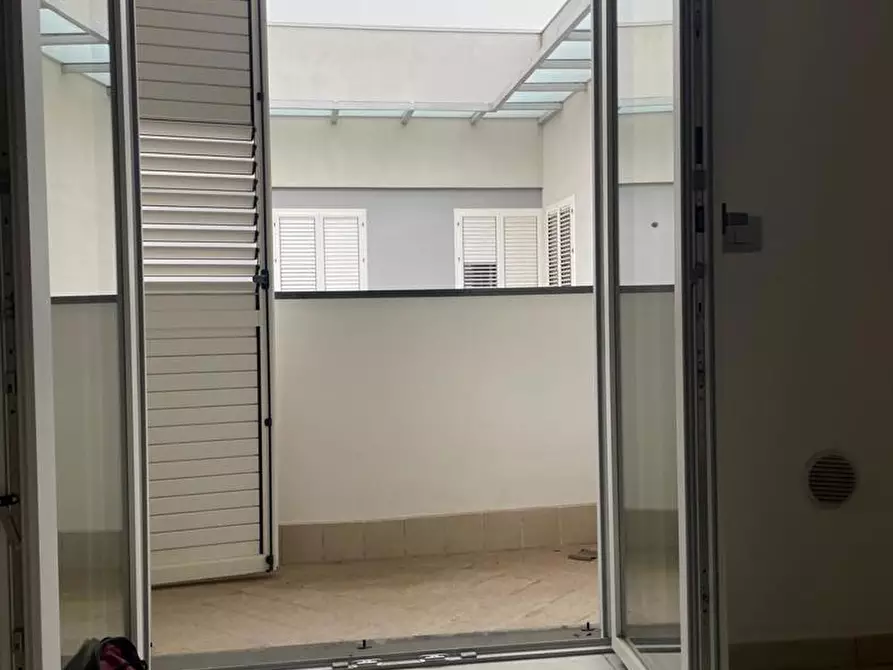 Immagine 8 di Ufficio in vendita  in Via nazionale appia a Curti