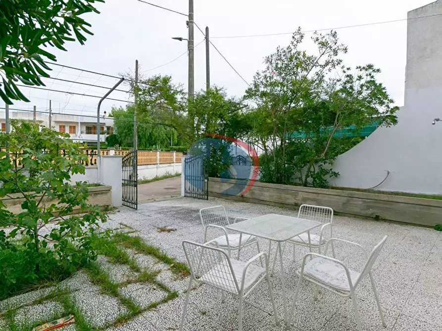Immagine 36 di Casa bifamiliare in vendita  in Viale Orsa Maggiore, 68 a Gallipoli