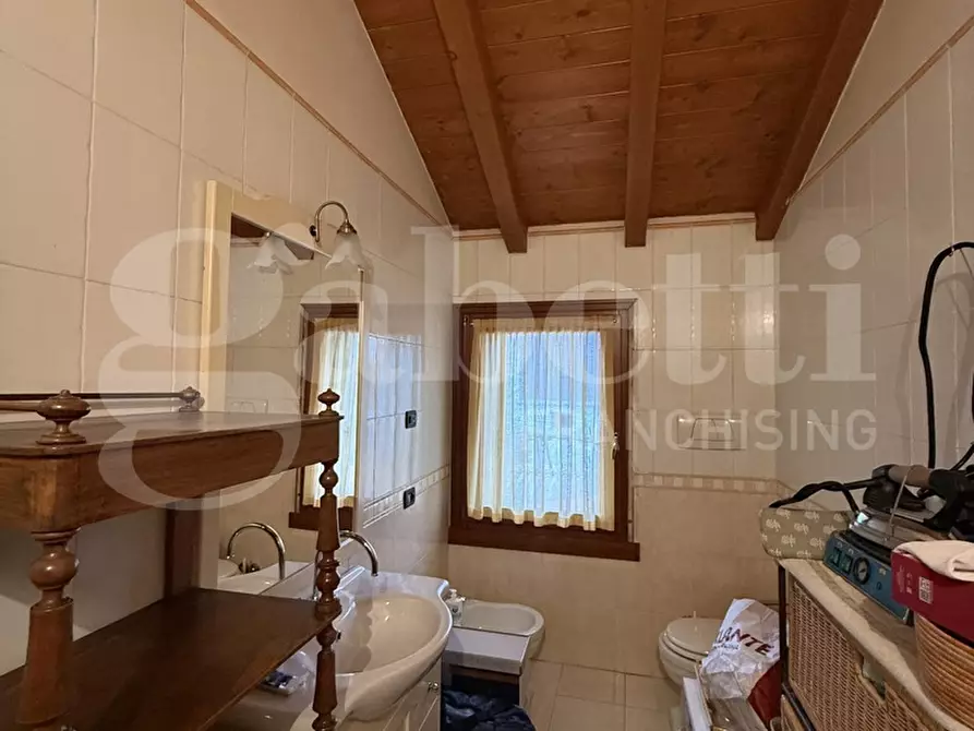 Immagine 19 di Villetta a schiera in vendita  in Via Roma, 31 a Dueville
