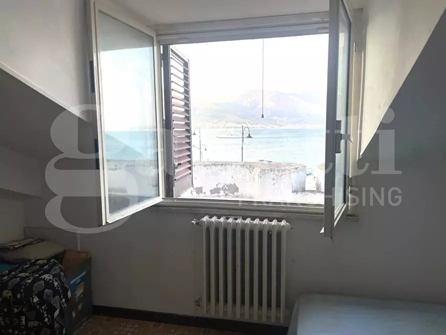 Immagine 15 di Attico in vendita  in Piazza Sebastiano  Conca, 5 a Gaeta