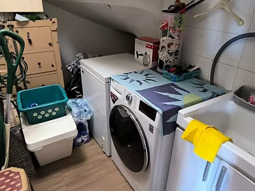 Immagine 20 di Appartamento in vendita  in Via Foria a Napoli