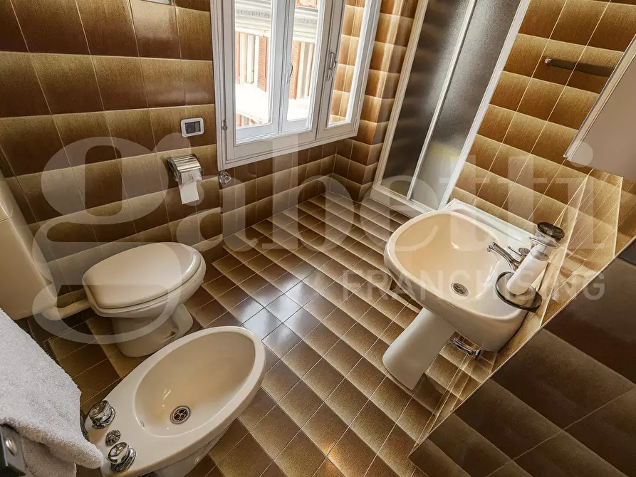 Immagine 14 di Appartamento in vendita  in Via Vittorio Emanuele II, 18 a Chieri