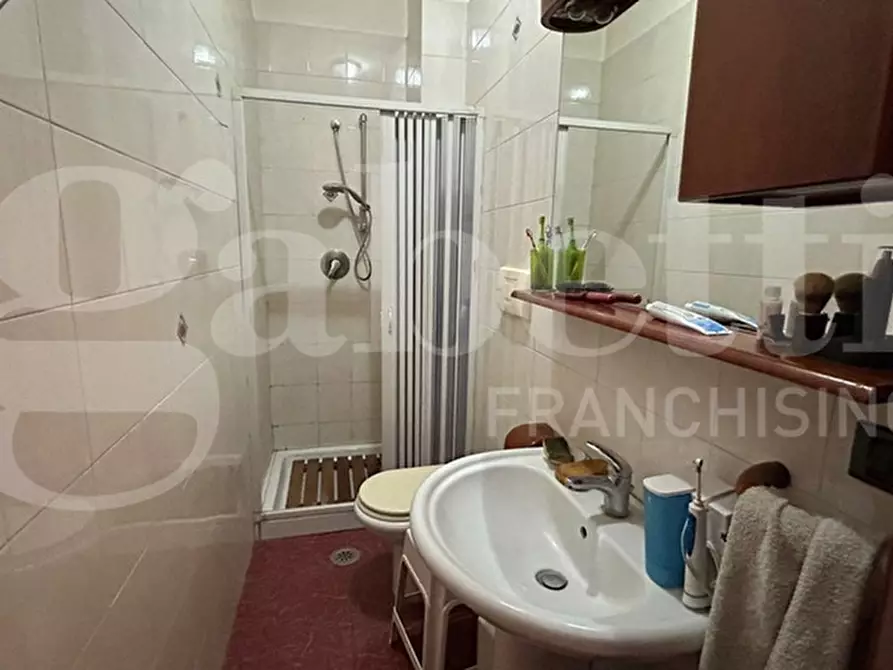 Immagine 15 di Appartamento in vendita  in Via Michele Guadagno a Napoli