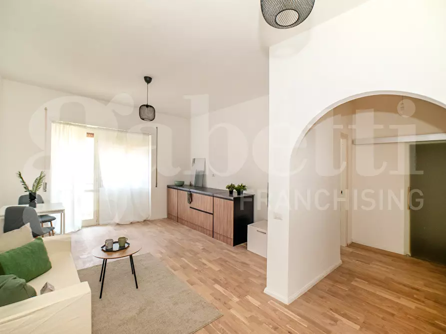 Immagine 1 di Appartamento in vendita  in Via Buggiano, 10 a Roma