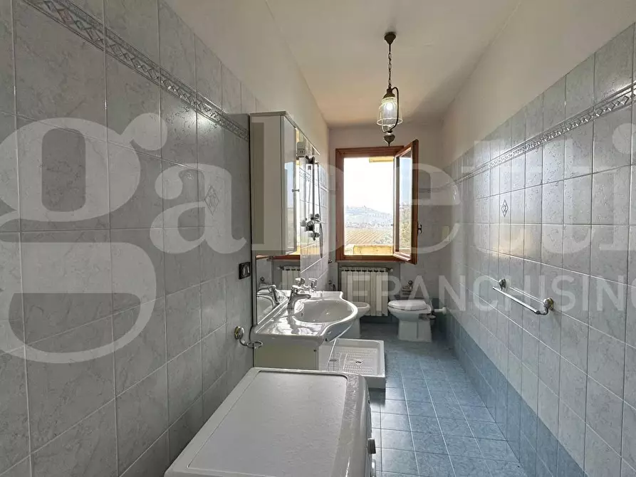 Immagine 15 di Villa in vendita  in Via Ciccola, 79/bis a Roseto Degli Abruzzi