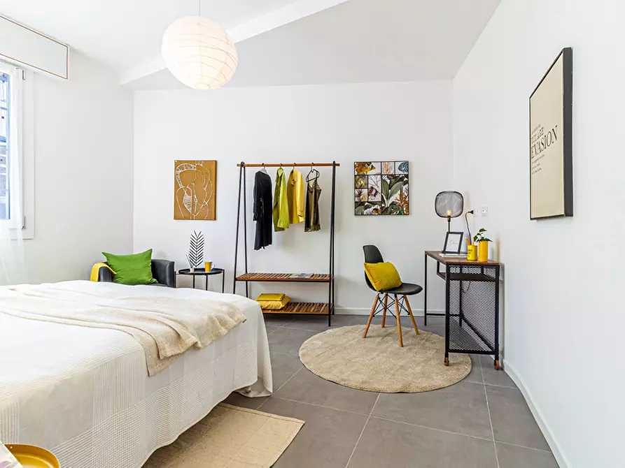 Immagine 13 di Appartamento in vendita  in Via dell'Uccellino, 2 a Bologna