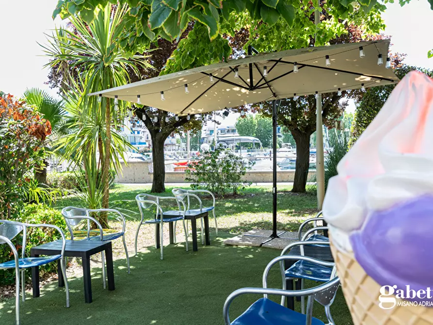 Immagine 11 di Bar / Ristorante in vendita  in Via Lungo Darsena a Misano Adriatico