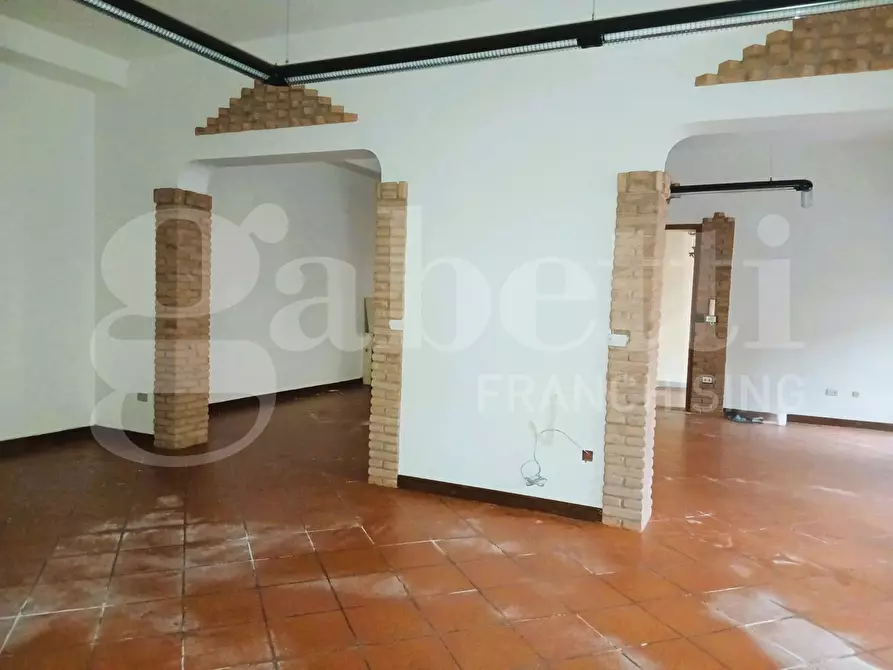 Immagine 7 di Ufficio in affitto  in Corso Guercino, 74 a Cento