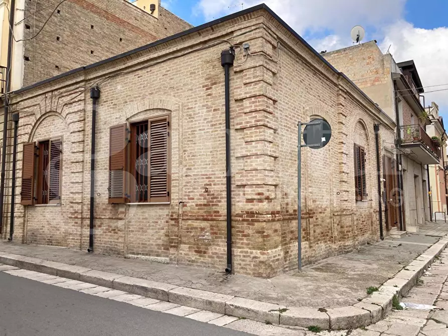 Immagine 12 di Casa indipendente in vendita  in Via trento, 15 a Torremaggiore