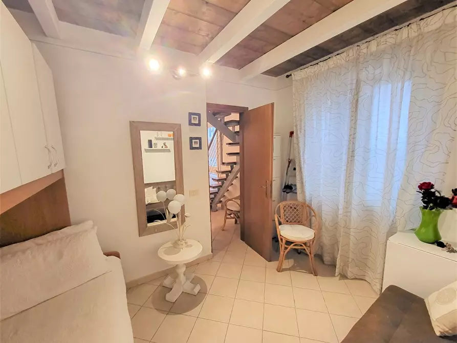 Immagine 7 di Multiproprietà in vendita  in Via P.ZZA BETTI, 1 a Massa