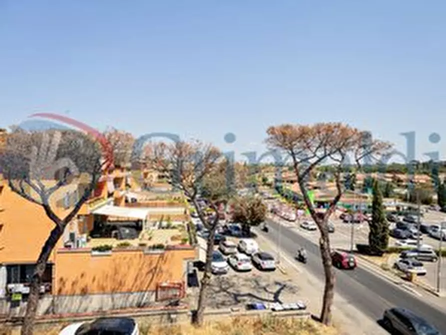 Immagine 3 di Attico in vendita  in Via Attico in vendita in via di Casal Selce, SNC a Roma