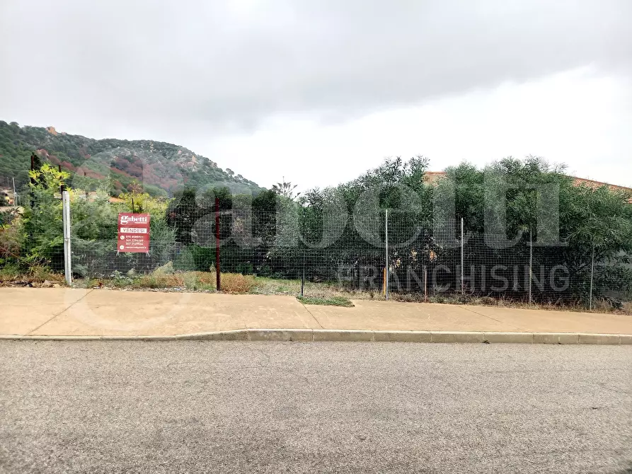 Immagine 3 di Terreno residenziale in vendita  in Via Del Parco, snc a Capoterra