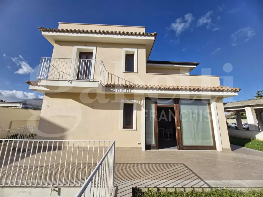 Immagine 4 di Casa bifamiliare in vendita  in Via Oasi Verde a Palermo