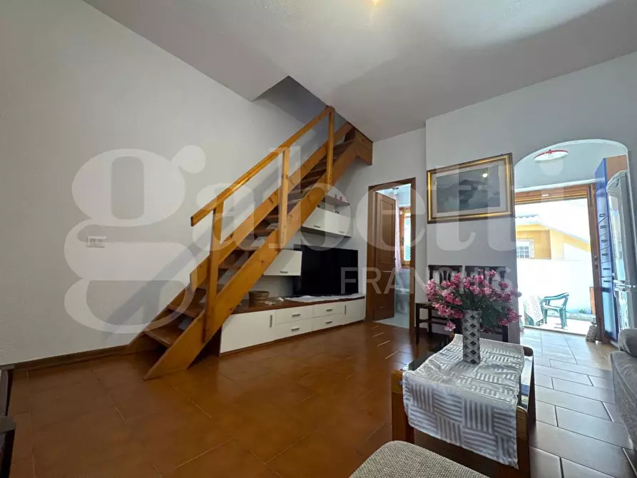 Immagine 17 di Villetta a schiera in vendita  in Via del fosso, 12 a Ardea