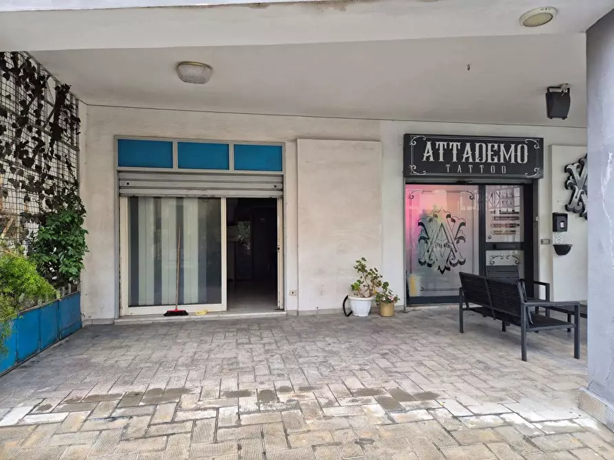 Immagine 1 di Negozio in vendita  in Via Vesuvio, 195 a Trecase