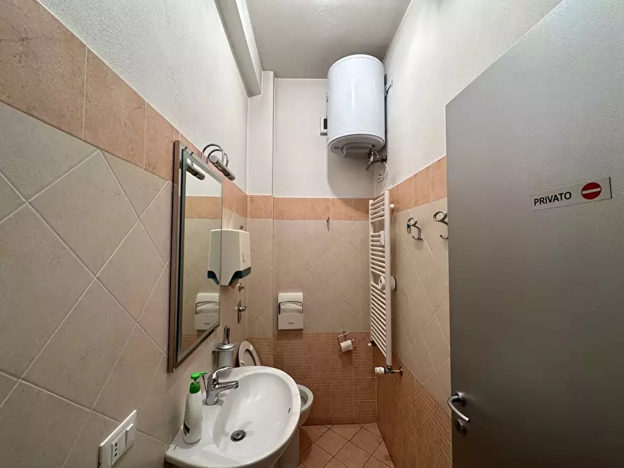 Immagine 15 di Ufficio in vendita  in Via Giovanni Pezzotti, 10 a Milano