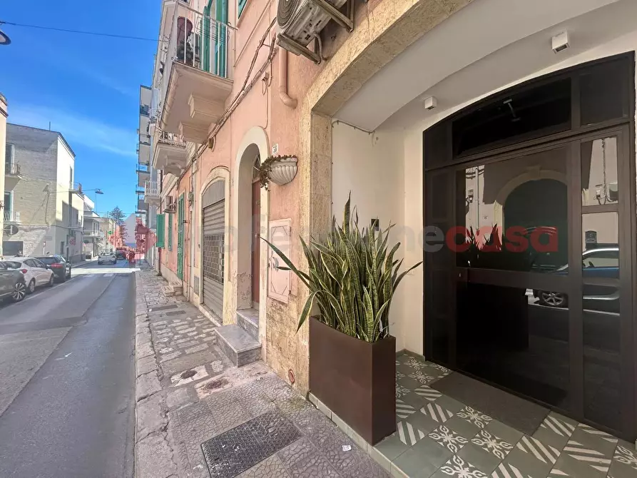 Immagine 1 di Casa indipendente in vendita  in Via CADORNA a Monopoli