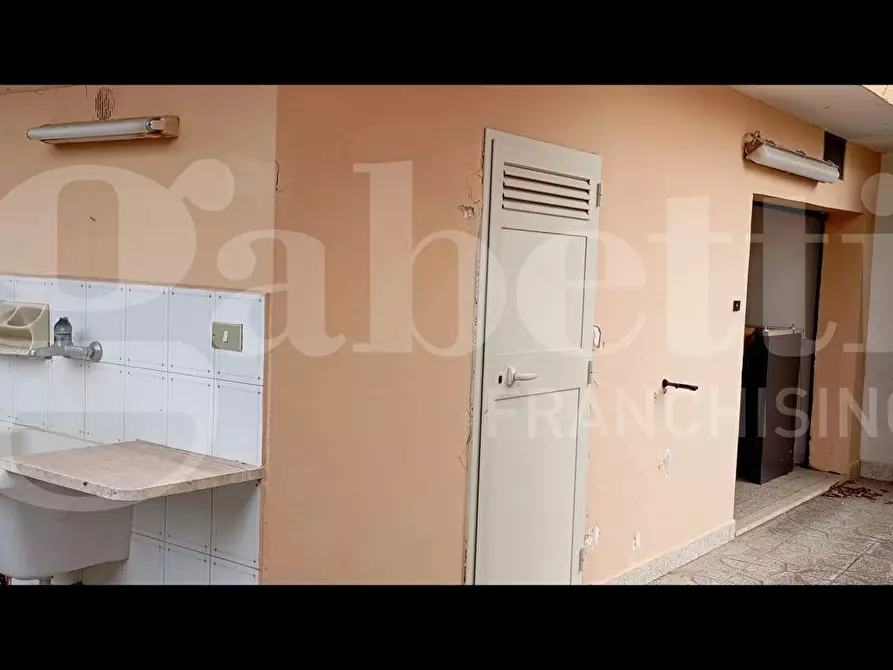 Immagine 25 di Casa quadrifamiliare in vendita  in Via Bianchi pittori, 3 a Lecce