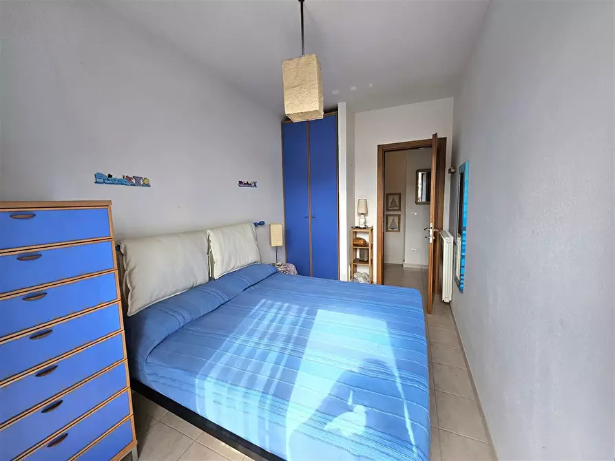 Immagine 10 di Villetta a schiera in vendita  in Via FIVIZZANO, 1 a Massa