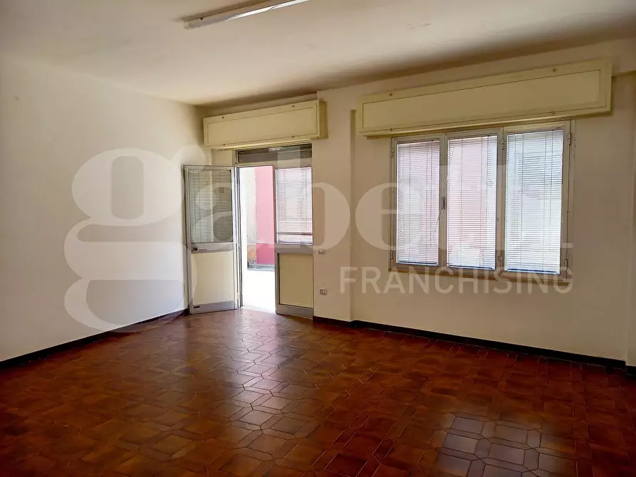 Immagine 3 di Ufficio in vendita  in Via Cagliari, 162 a Capoterra