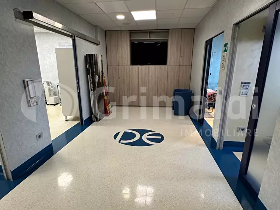 Immagine 5 di Attività commerciale in vendita  in Via Giovanni Pezzotti, 10 a Milano