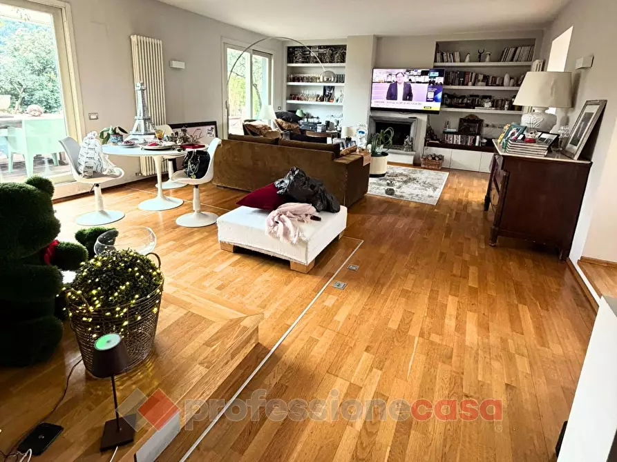 Immagine 2 di Attico in vendita  in Via delle Caravelle a Perugia