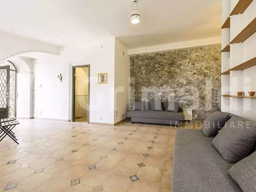 Immagine 17 di Appartamento in vendita  in Via Fontana Vecchia, 5 a Taormina