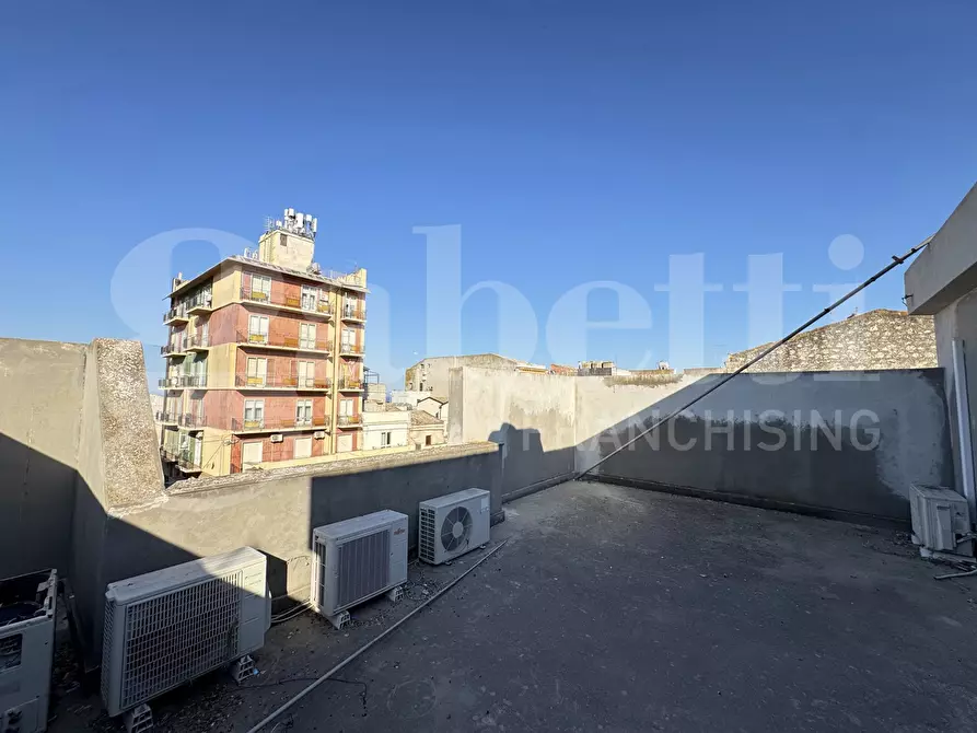 Immagine 12 di Ufficio in vendita  in Via unitÃ , 7 a Pachino
