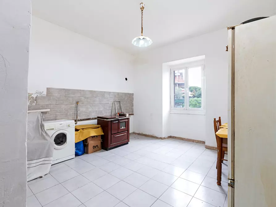Immagine 3 di Appartamento in vendita  in Via Domenico de Ambrogi, 4 a Roma
