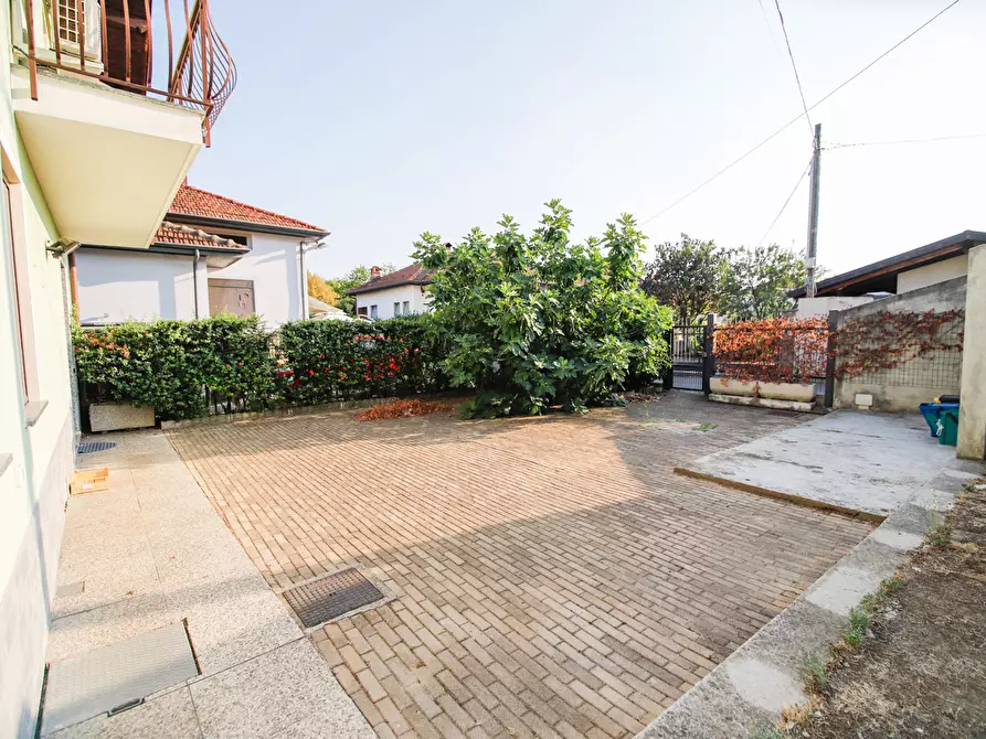 Immagine 4 di Casa indipendente in vendita  in Via Giuseppe di Vittorio a Rivarolo Canavese