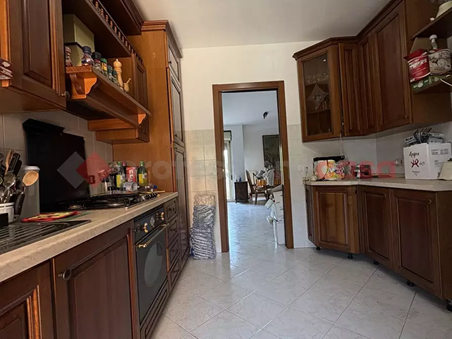 Immagine 4 di Appartamento in vendita  in Via CALCATORE, 11 a Terracina