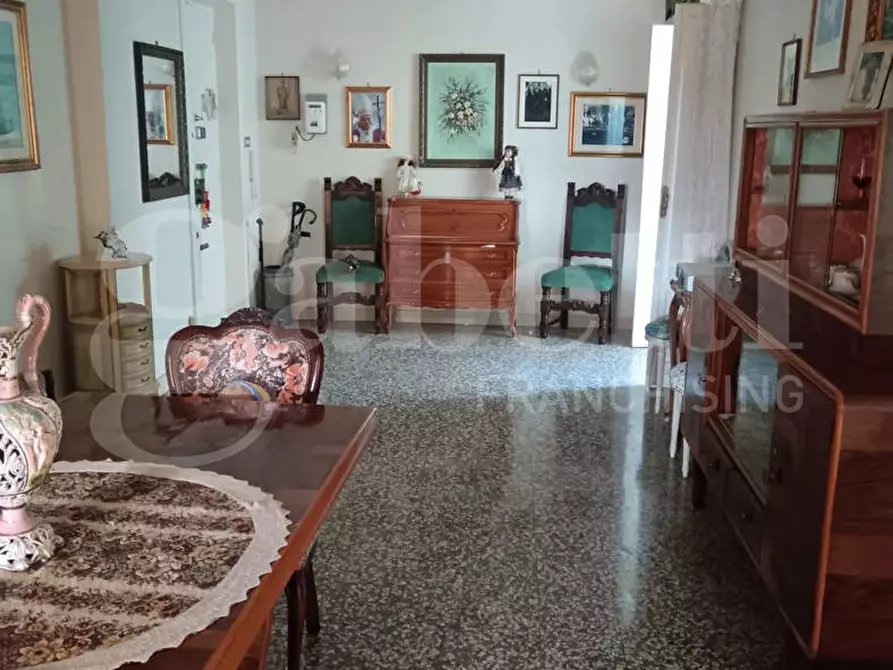 Immagine 15 di Appartamento in vendita  in Via DANTE, 184 a Taranto