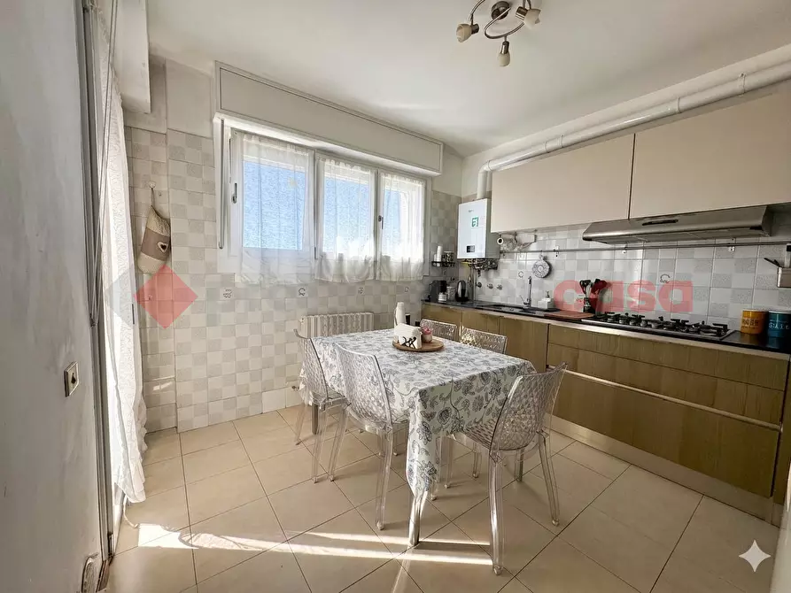 Immagine 11 di Appartamento in vendita  in Via Gioacchino Rossini, 2 a Legnano