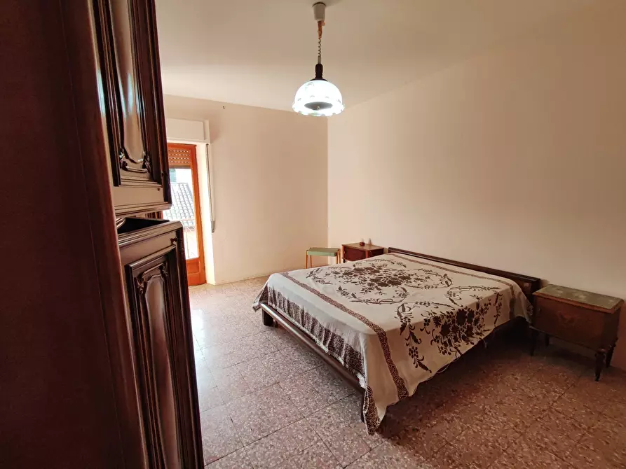 Immagine 5 di Appartamento in vendita  in Via Milano, 78/80 a Girifalco