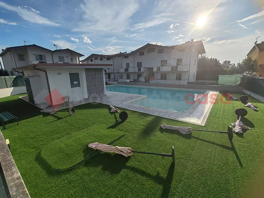 Immagine 2 di Appartamento in vendita  in Via Delle Macchiette a Campello Sul Clitunno