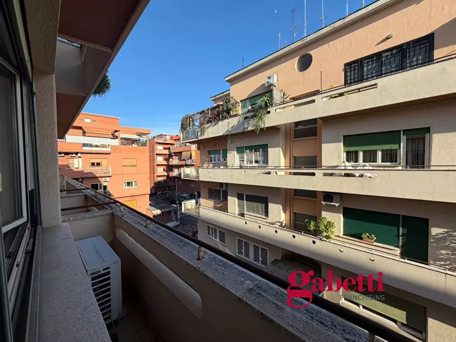 Immagine 10 di Appartamento in vendita  in Via dei Cristofori, 11 a Roma