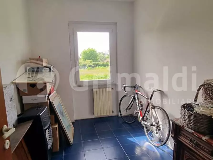 Immagine 5 di Casa bifamiliare in vendita  in Via POVEROMO, 1 a Massa