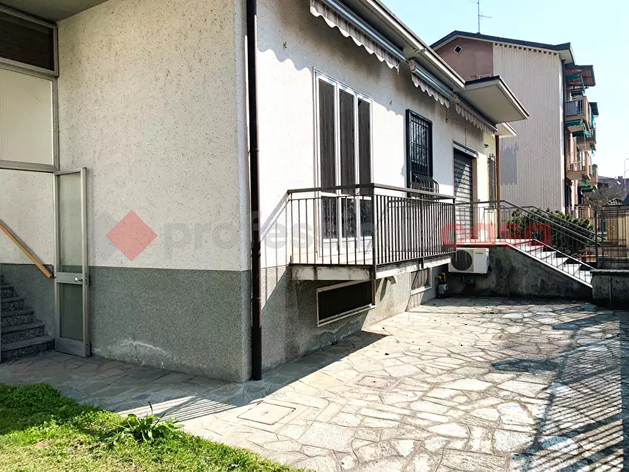 Immagine 5 di Villa in vendita  in Via san francesco, snc a Pieve Emanuele