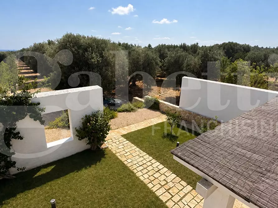 Immagine 30 di Villa in vendita  in Contrada Tamburroni, sn a Ostuni