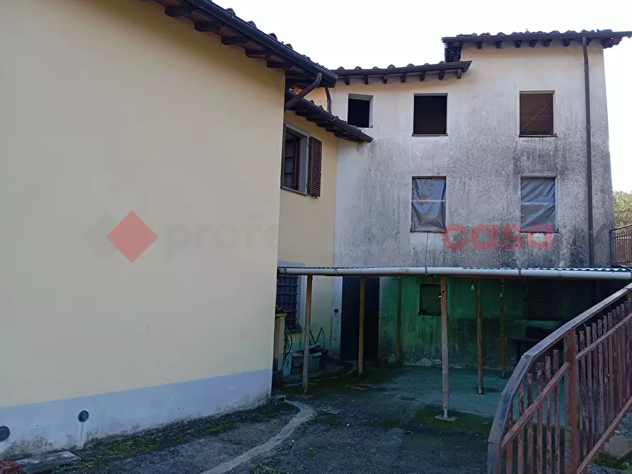 Immagine 43 di Terratetto in vendita  in Via Primo Lucchesi, 10 a Camaiore