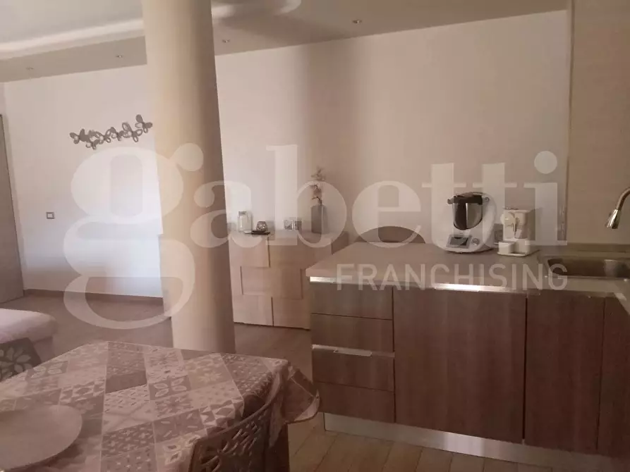 Immagine 22 di Appartamento in vendita  in Piazza G.B.TEDESCO, 9 a Taranto