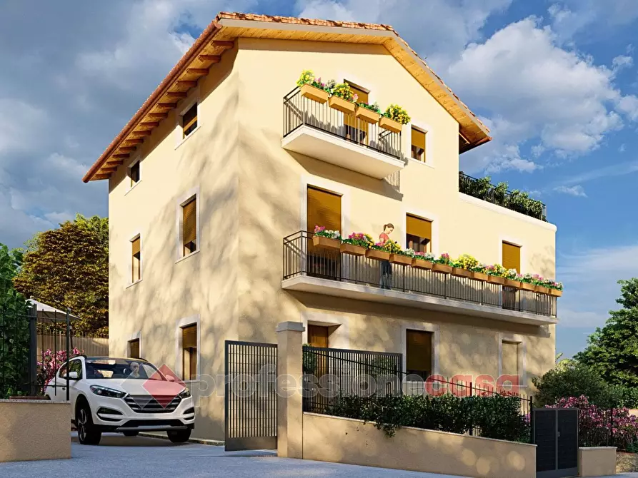 Immagine 2 di Appartamento in vendita  in Via della Ginestra a Perugia