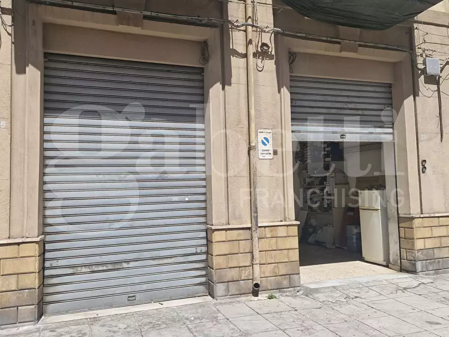 Immagine 3 di Laboratorio in vendita  in Via Bergamo a Palermo