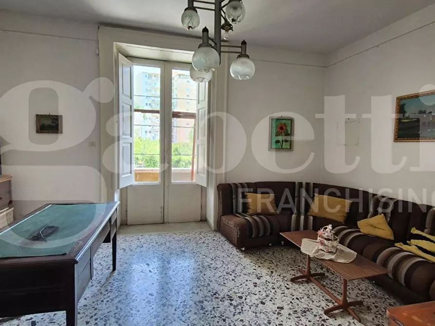 Immagine 9 di Appartamento in vendita  in Corso Umberto I, 94 a Torre Annunziata